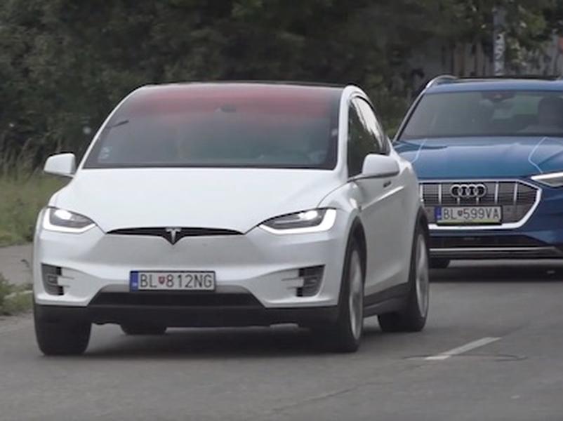 Video test Audi e-tron vs. Tesla Model X