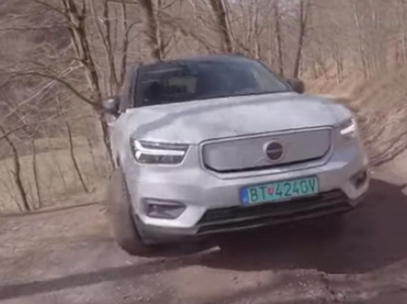 Video test Volvo XC40 Recharge Twin AWD