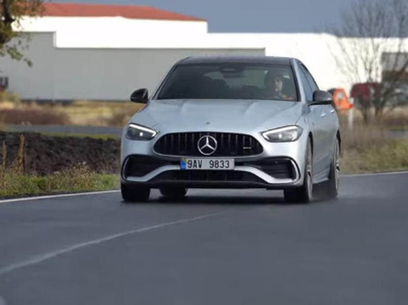 Video test Mercedes-AMG C43 