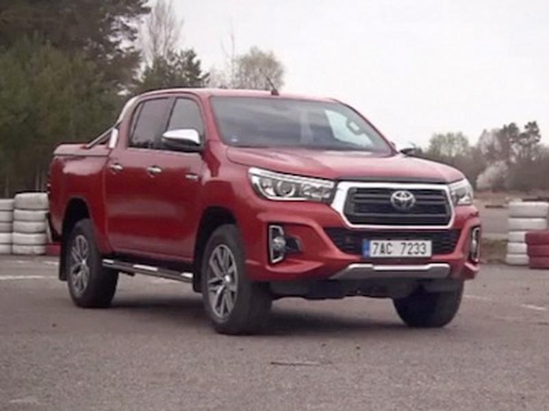 Test Toyota Hilux 