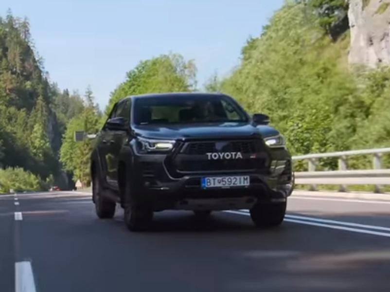 Toyota HILUX GR SPORT 4x4