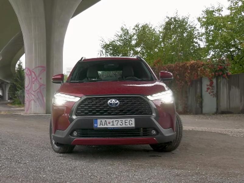 Video test Toyota Corolla Cross 1.8 Hybrid