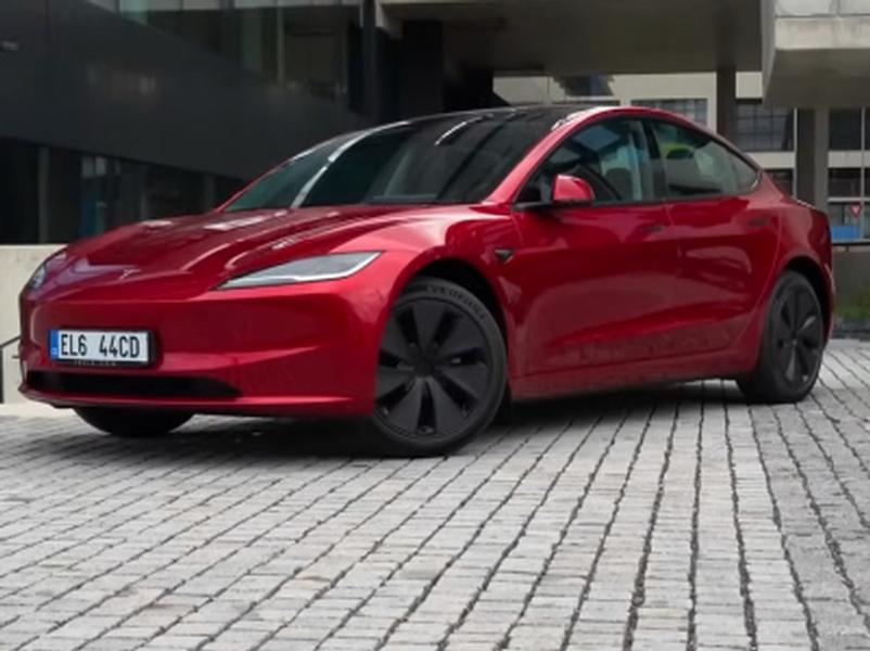 TESLA Model 3 Performance