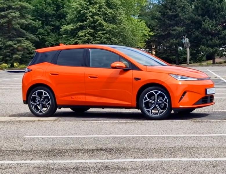 BYD Dolphin G DM-i